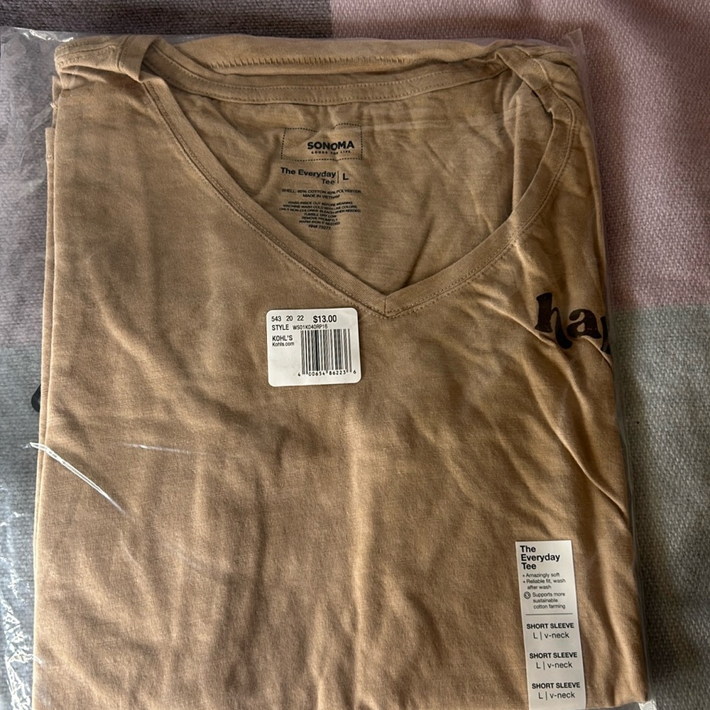 Women's Sonoma Goods For Life Essential V-Neck Tee M Color: Vintage Happy